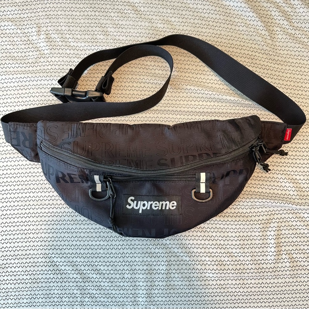 Supreme Waist Bag SS19 Black - Stylish & Functional Streetwear Accessory - Picture 1 of 3